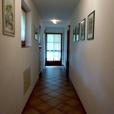 Appartamenti Majon Sotroi Campitello di Fassa Ruang foto