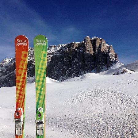 Appartamenti Majon Sotroi Campitello di Fassa Bagian luar foto
