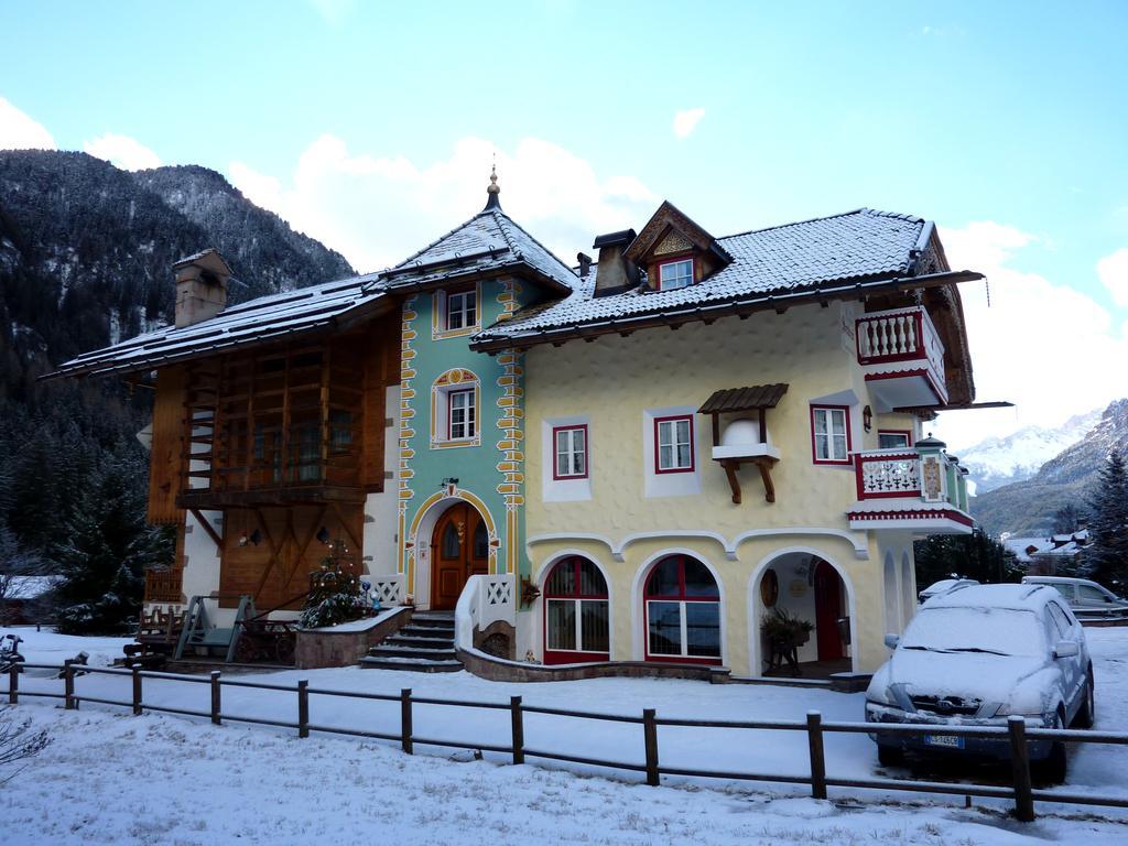 Appartamenti Majon Sotroi Campitello di Fassa Bagian luar foto